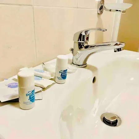 Dimoramica Ltb شقة *