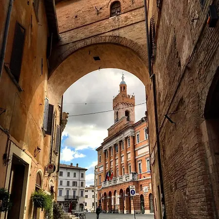 Dimoramica Ltb شقة *